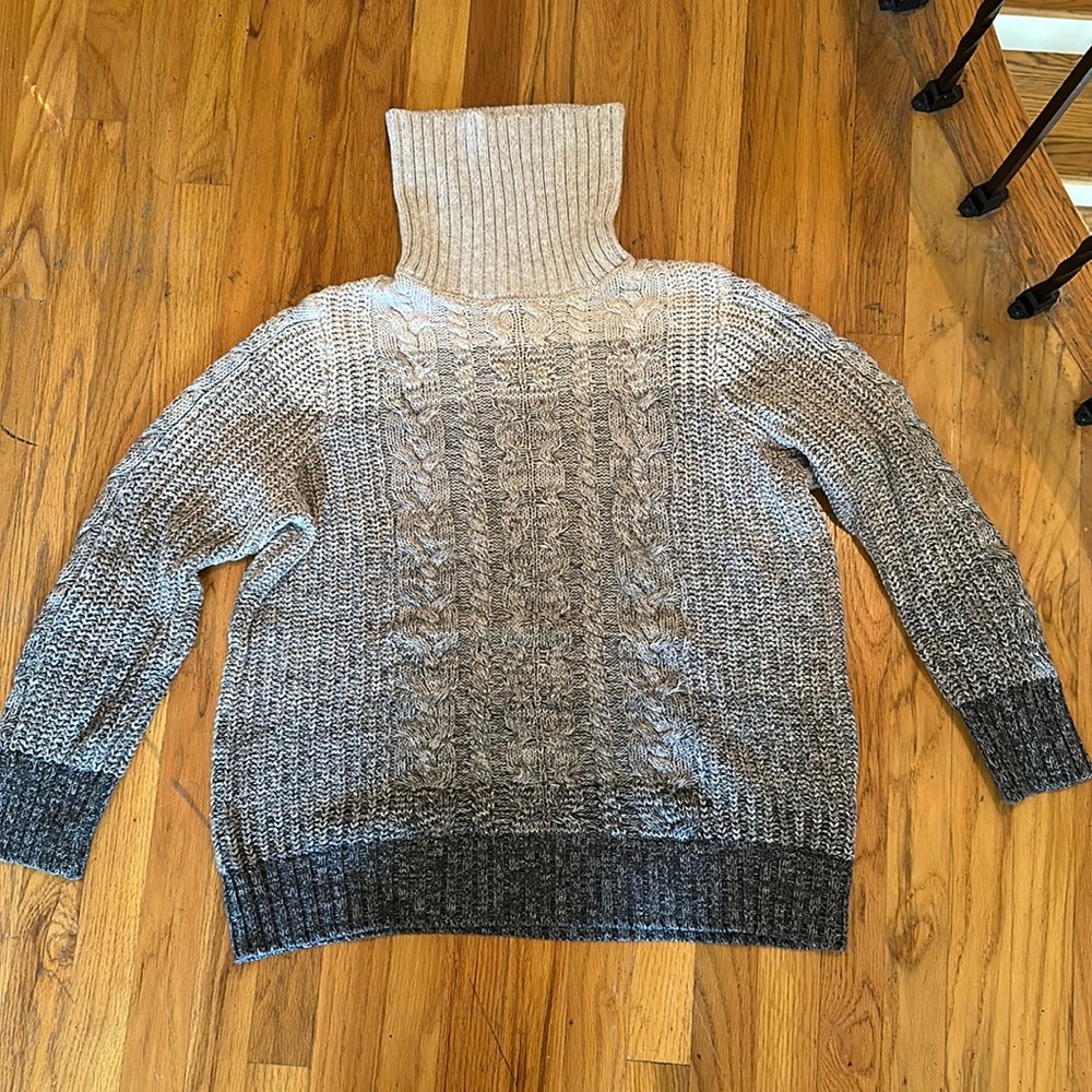 Ombré Black Gap Sweater Cable Knit size XL